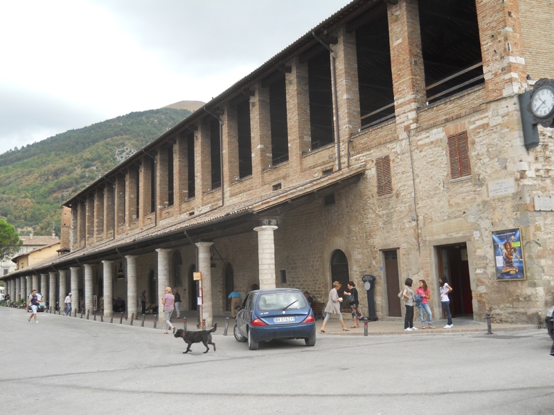 Gubbio - Loggia dei Tiratori dell'Arte della Lana